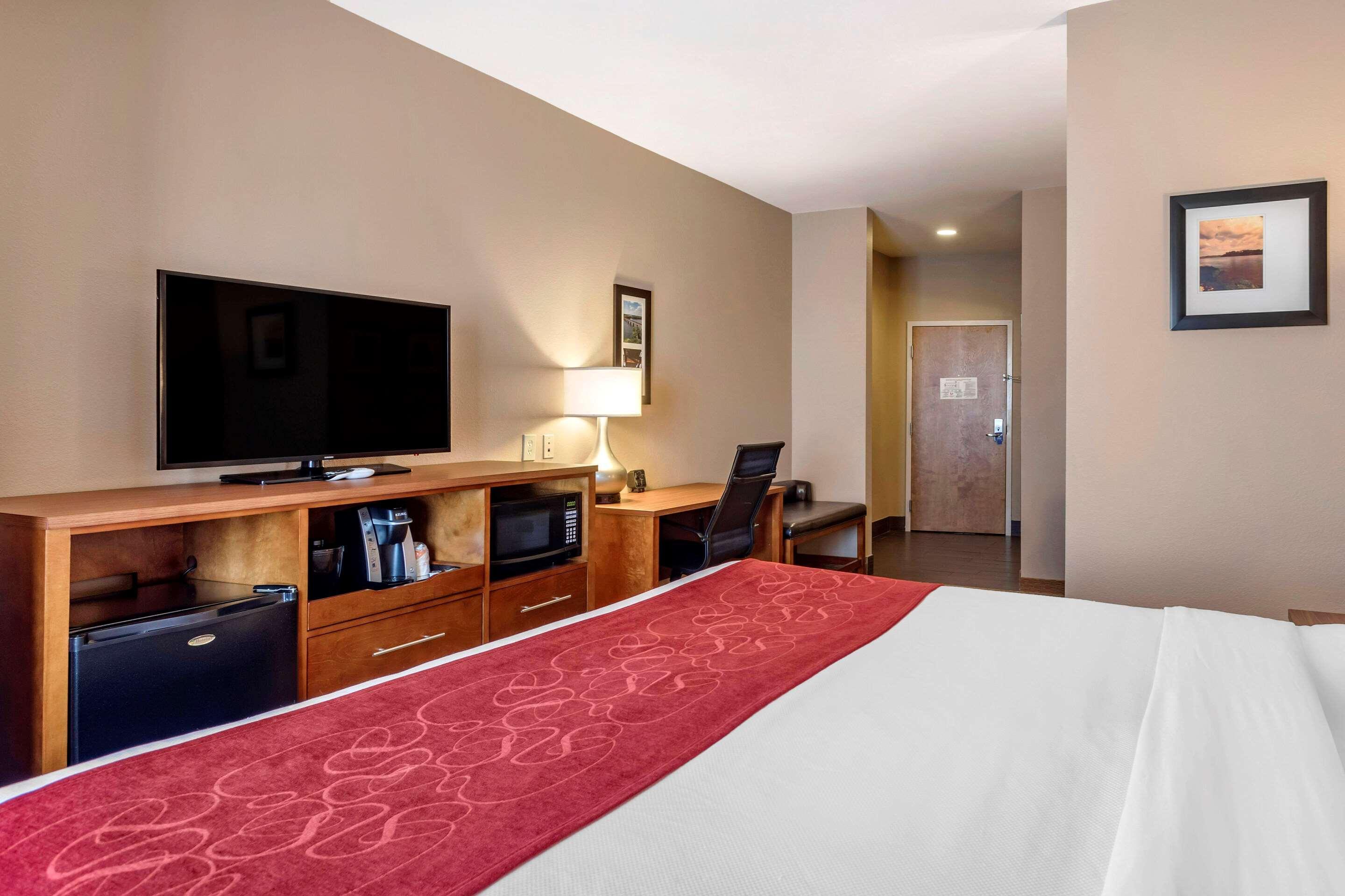 Comfort Suites Florence Shoals Area Exteriér fotografie